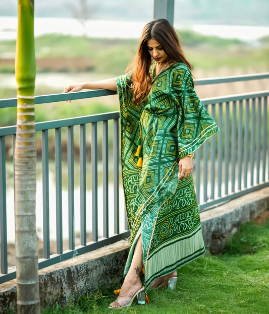 Multi Bandhej  Kaftan