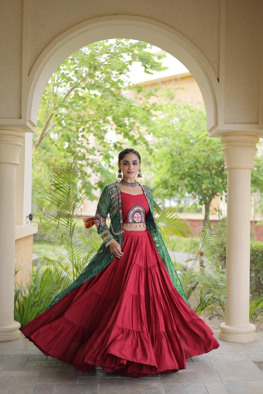 Bandhni Design Shrug With Butta Patch