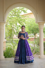 Bandhni Design Shrug With Butta Patch