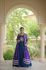 Bandhni Design Shrug With Butta Patch